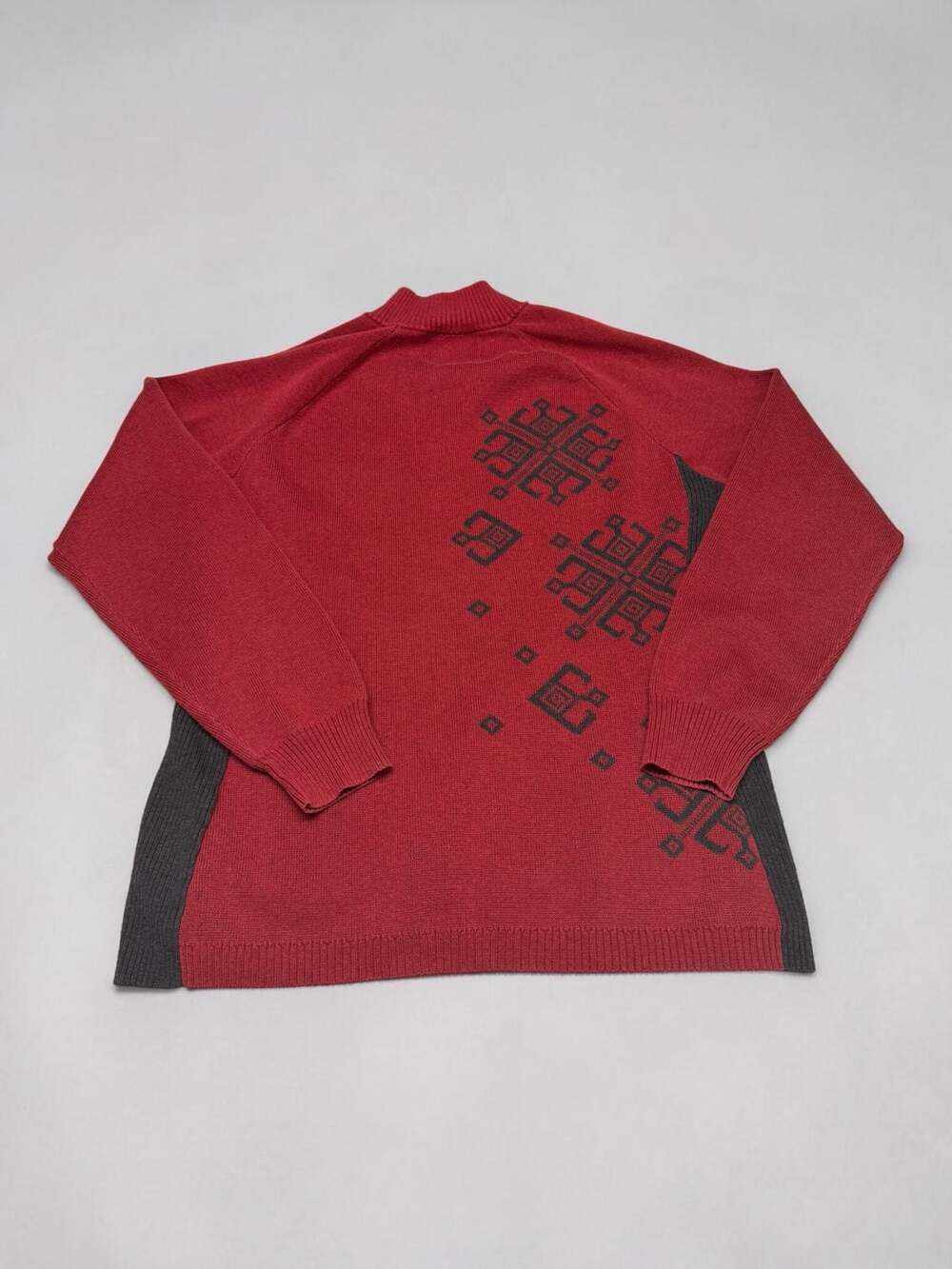 Woolrich Women's Red Geometric Pattern Mock Neck Pullover Sweater - M - Picture 2 of 3